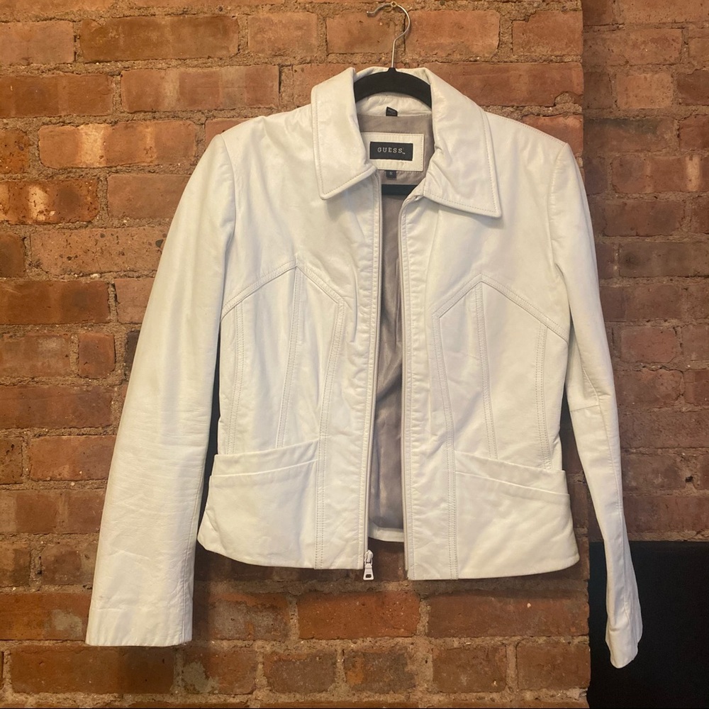 RARE 90s early 2000’s VINTAGE GUESS white leather jacket